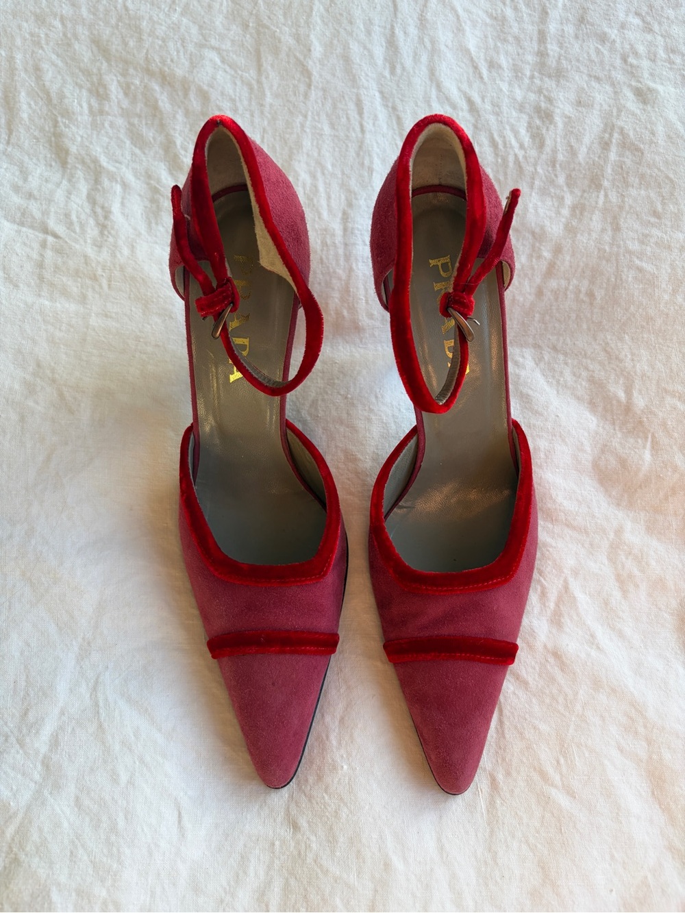 Vintage Prada Suede Velvet Trim Pointy Toe Ankle Strap Heels Hot Pink Red 90s - Picture 3 of 9